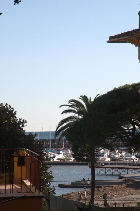 Appartamento Della Dama Vicino Spiaggia 拉帕洛 外观 照片